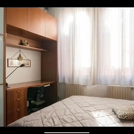 Apartment The Pink Room *